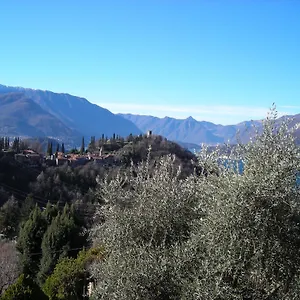 Dolce - Fantastic View -free Wi-fi & Late Check-out Apartment Perledo